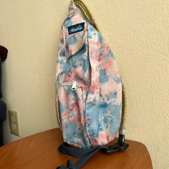 KAVU Mini Rope Sling Pack In Unicorn Dreams Women's Multicolor Travel Crossbody - Picture 6 of 9